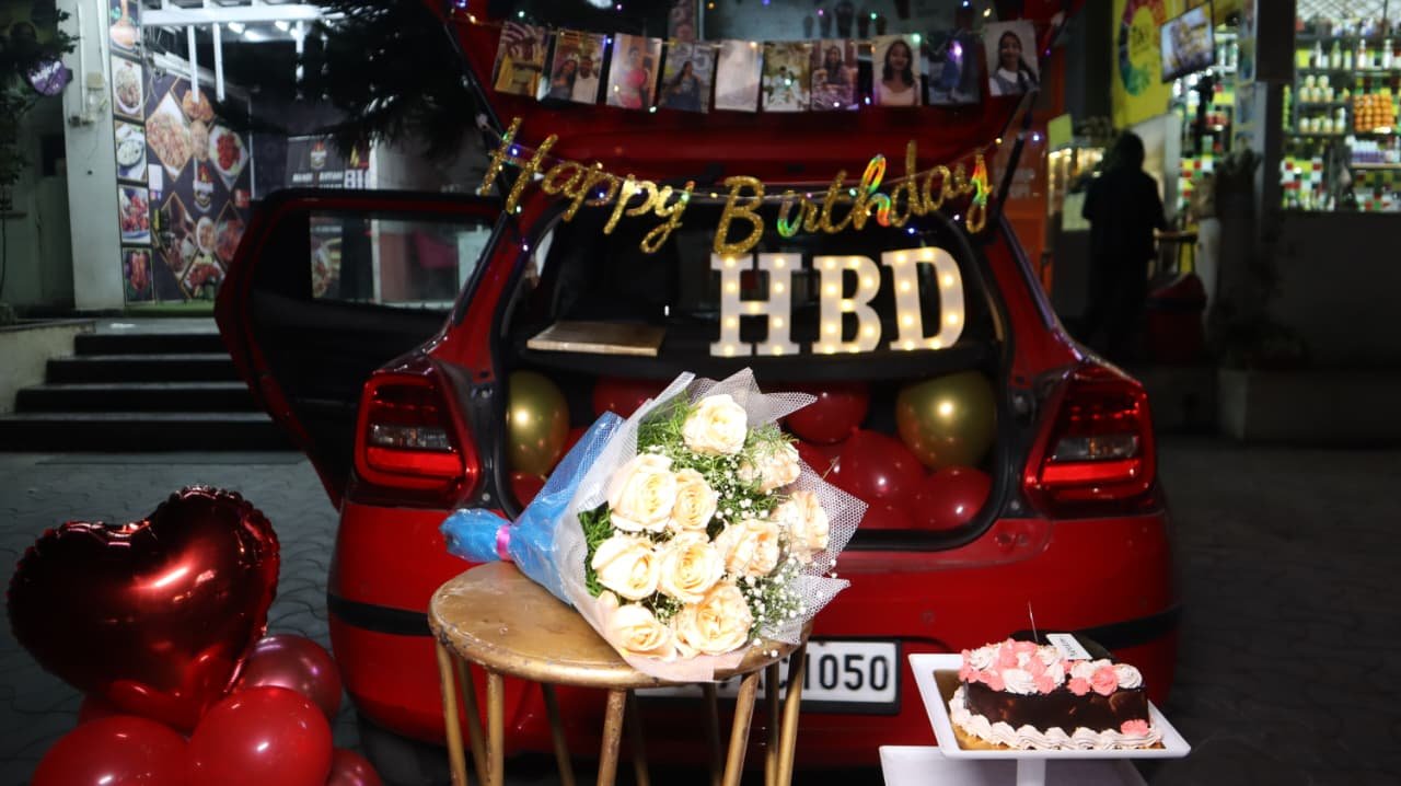 Boot Surprise gallery – PARTYCHESKOO